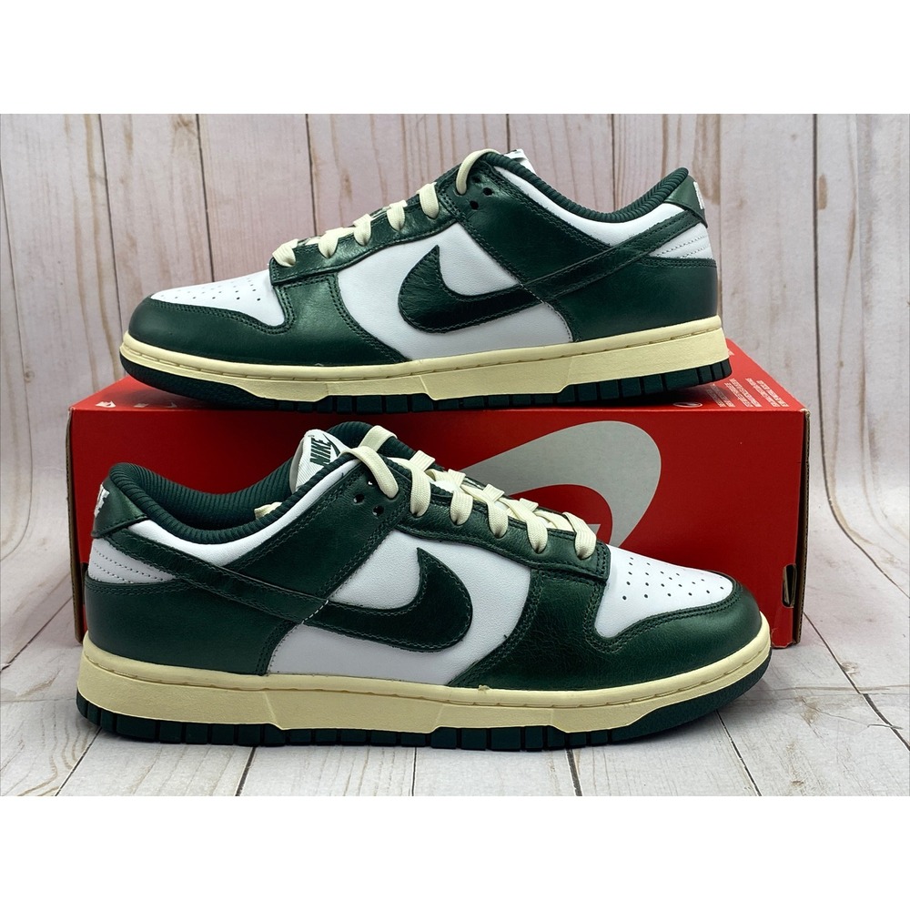 Nike‎ Women's Dunk Low Vintage Green Size 10 DQ8580‑100